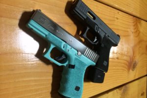 Glock 19 armor black h-190 glock 19 robins egg blue h-175 (3)